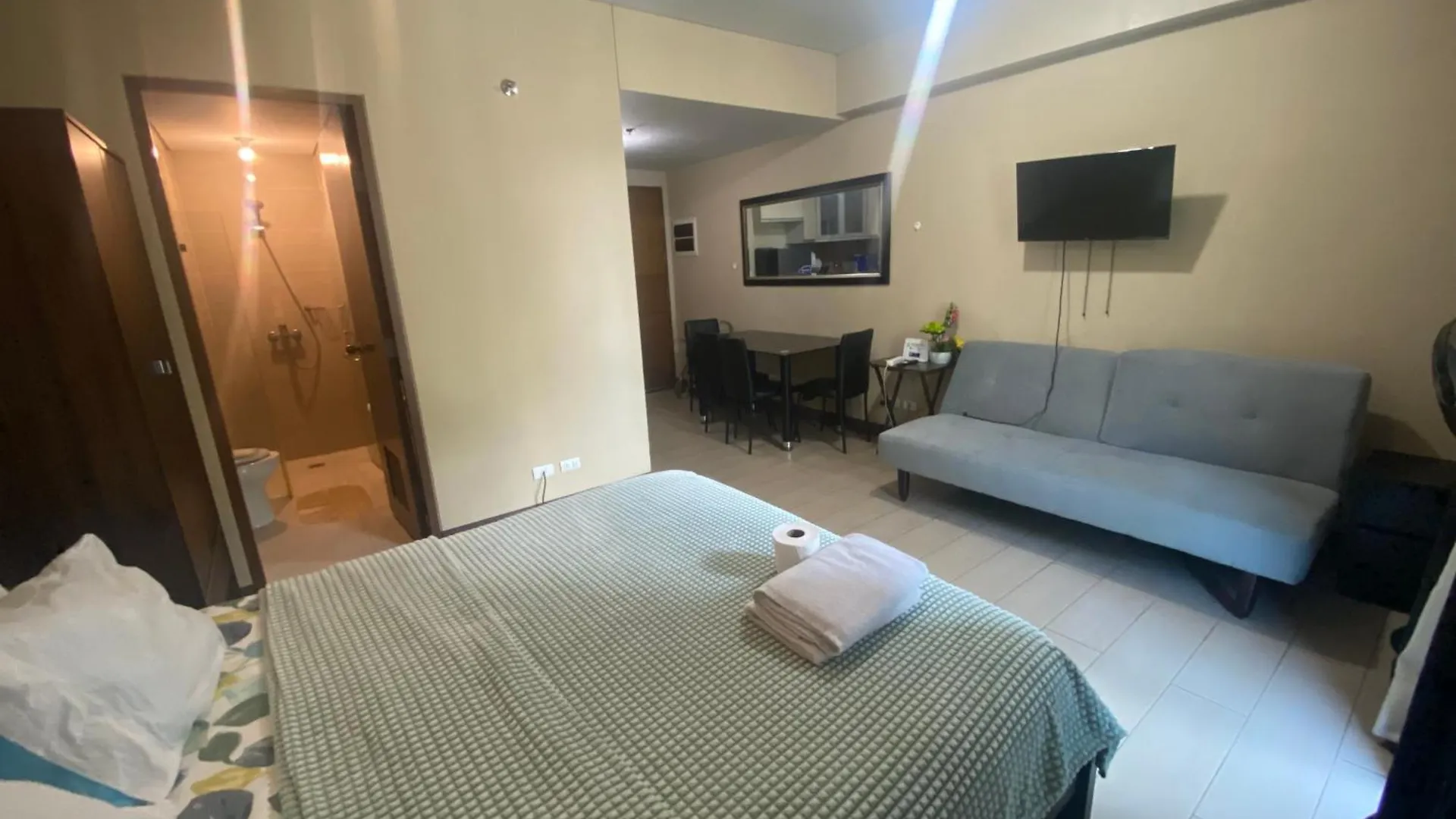 Aparthotel Two Palm Tree Villas Condotel By Kath Manila